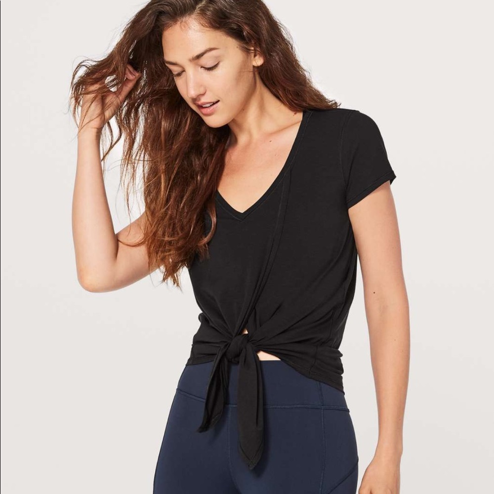 Lululemon Knot a Problem Tee